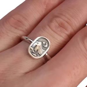 Mountain Scene Silver Oval Ring
